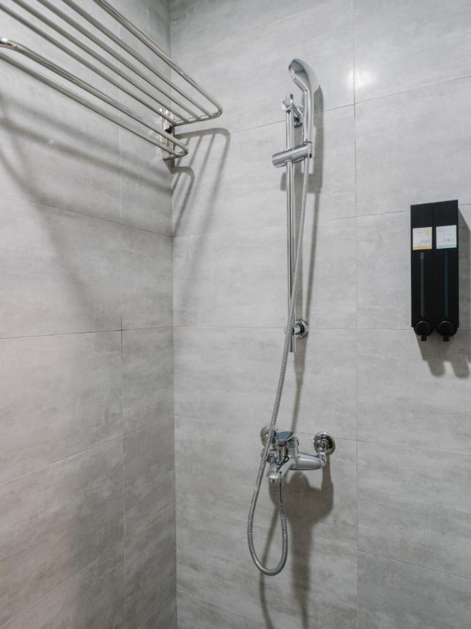 W11 Inn Tajpej Kültér fotó